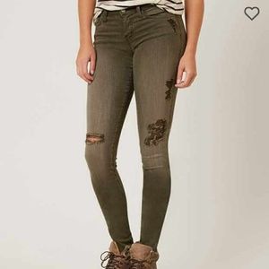 Flying Monkey Destructed Skinny Jean